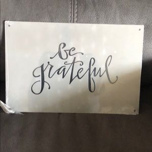 “be grateful” wall art